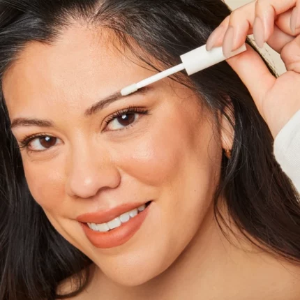 Eyebrow Enhancing Serum 01